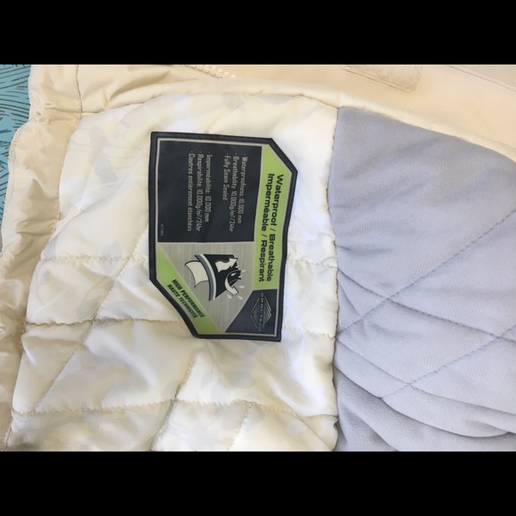 Columbia Winter Jacket - Picture 3 of 7